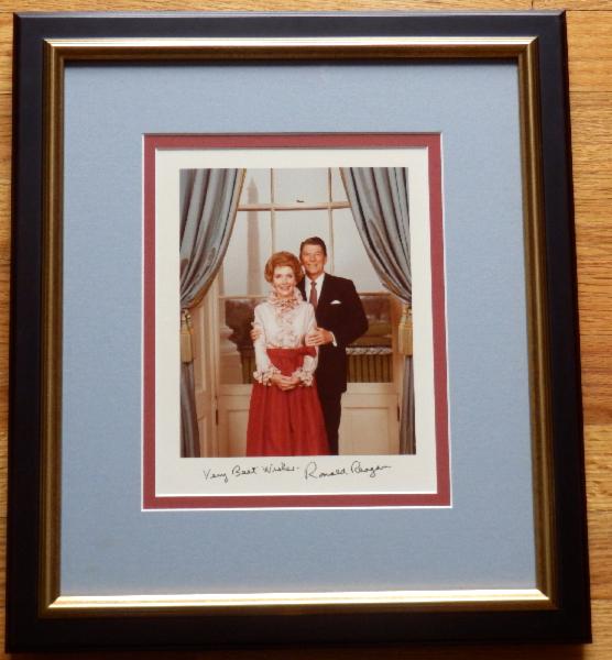 NEW ITEM Ronald Reagan Signed and Inscribed 8 x 10 Color Photo Framed